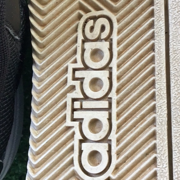 Adidas - Picture 9 of 9